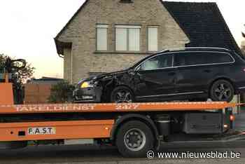 Veel verkeershinder door twee ongevallen na elkaar in dezelfde straat