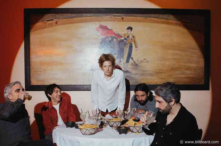Spoon Announces 10th Album ‘Lucifer On the Sofa’