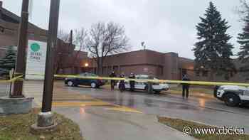 Man arrested in stabbing at Winnipeg's Seven Oaks hospital also believed to be linked to 2 homicides: police