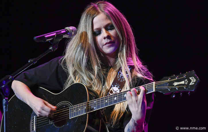 Avril Lavigne announces UK and European tour for 2022