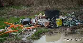 Chemikalien in Naturschutzgebiet: Aktionsbündnis stellt Strafanzeige | Lokale Nachrichten aus Detmold - Lippische Landes-Zeitung