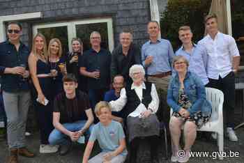 Voormalige cafébazin Gusta van de Pegger (100) thuis onder kerktoren vredig gestorven - Gazet van Antwerpen