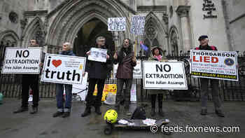 US asks UK court to allow Julian Assange to face espionage charges in US