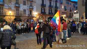 Arcigay Cuneo Grandaqueer in piazzetta Audifreddi per protestare contro l'affossamento del ddl Zan - TargatoCn.it