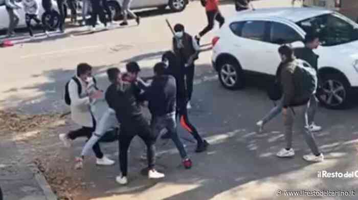 Pestaggio a Modena: studenti aggrediscono coetaneo con una spranga / Video - il Resto del Carlino