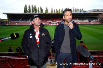 Ryan Reynolds and Rob McElhenney mark Wrexham visit with gin shots - Dudley News