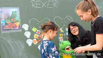 Spaß beim Zähneputzen: Arbeitsgemeinschaft leitet seit 30 Jahren Kinder im Kreis Calw an