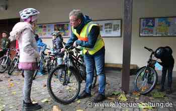 Polizei an der Grundschule: Verkehrserziehung in Heimertingen - Allgäuer Zeitung
