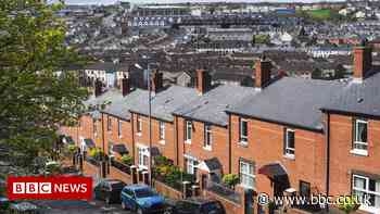 Slow rise from ultra-low mortgage rates predicted