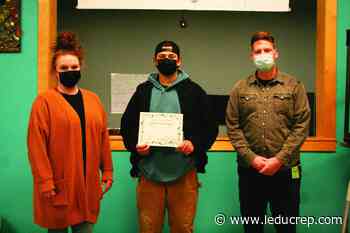 Local teenager honoured with youth of the month award - Leduc Representative