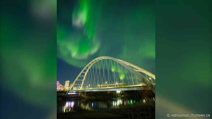 Most of Alberta has high chance of seeing northern lights this weekend