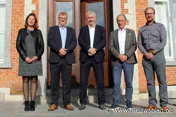 Gouverneur op bezoek in Dilbeek tijdens zijn Ronde door provincie - Het Nieuwsblad