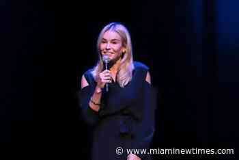 Things to Do in Miami: Chelsea Handler at the Fillmore Miami Beach October 28, 2021 - Miami New Times