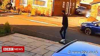 Lancashire fake police officer scam: Man on CCTV image sought