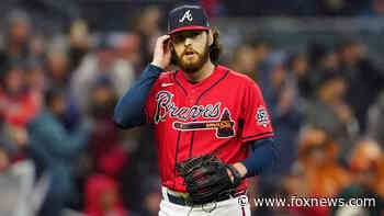 Braves' Brian Snitker defends pulling Ian Anderson in the middle of no-hitter