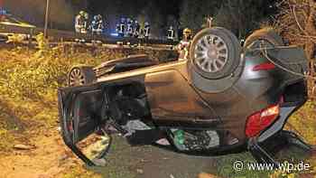 Unfall: Auto fliegt in Finnentrop 30 Meter durch die Luft - Westfalenpost