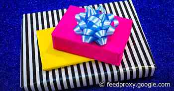 8 of the best beauty tools to gift this year     - CNET