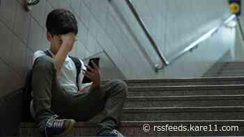 4 questions for every family to ask about kids and social media