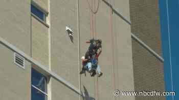 Workers Rescued After Scaffolding Malfunction Left Them ‘Hanging From Ropes' in Austin - NBC 5 Dallas-Fort Worth