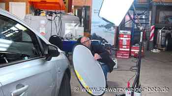 Hagelaktion in Neubulach: Am Ende sind es Hunderte Einschläge pro Auto