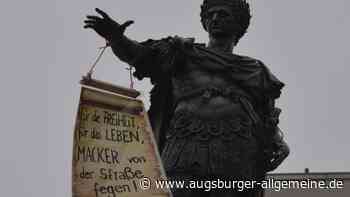 Klimacamp-Aktivisten platzieren Botschaft am Augustusbrunnen - Augsburger Allgemeine