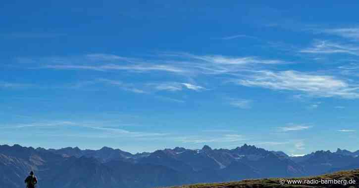 Milder Start in die Winterzeit: Kaltfront erwartet