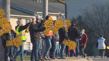 A sampling of highest and lowest-paid workers on N.B. picket lines