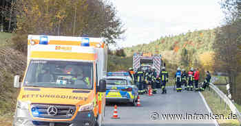 Schwerer Unfall im Kreis Bamberg: Auto überschlägt sich - drei Menschen verletzt