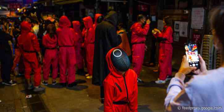 Supply chain issues disappoint shoppers seeking on-trend Halloween costumes, including those inspired by 'Squid Game'