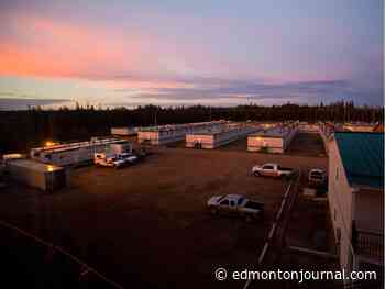 Life in oilsands camps taking mental health toll on commuter workers, finds U of A study