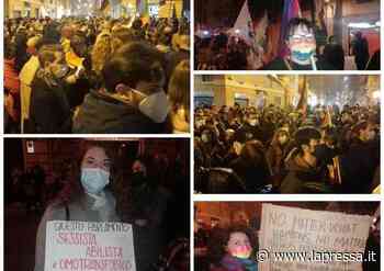 Centinaia a Modena per ridire si al Ddl Zan - La Pressa