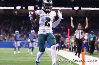 Eagles score touchdowns twice in 11 seconds as they handle Lions, 44-6
