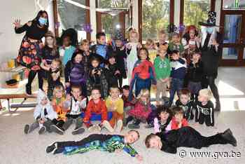 Juf verandert in heks, maar wordt gelukkig gered door kleuters - Gazet van Antwerpen