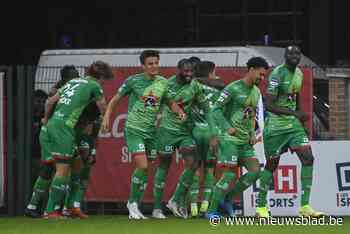 Zulte Waregem kwalificeert zich dankzij late strafschop na lastige avond tegen RWDM - Het Nieuwsblad