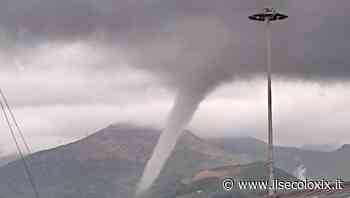 Genova, una tromba d’aria si abbatte su Voltri - Il Secolo XIX