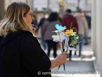 Bari, auto in coda e folla al cimitero Via alla commemorazione dei defunti - Corriere del Mezzogiorno