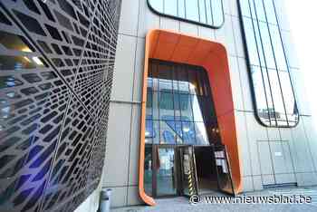 Inbrekers ontvreemden horloges en geld bij Lommelse paardens... (Lommel) - Het Nieuwsblad