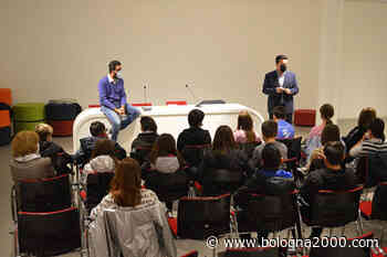 Maranello, le classi quinte delle elementari incontrano l'Amministrazione comunale - Bologna 2000