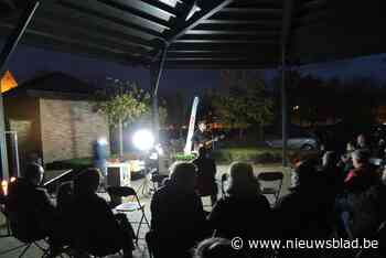 Reveil met herdenking van slachtoffers van corona en hulde aan oude graven - Het Nieuwsblad