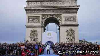 Paris runners race Olympic marathon champion Kipchoge | National | dailyunion.com - Daily Union