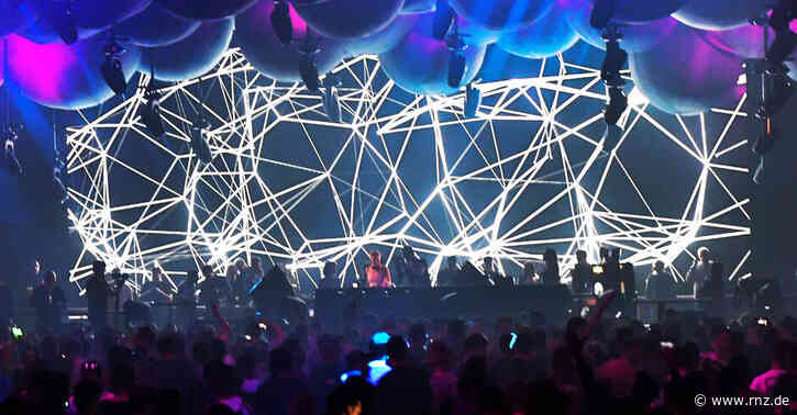 "Time Warp" Mannheim:  Tanzen bis zum Morgengrauen und 200 Anzeigen der Polizei