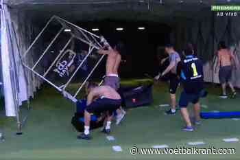 🎥 Supporters vernielen VAR-cabine na discutabele fases