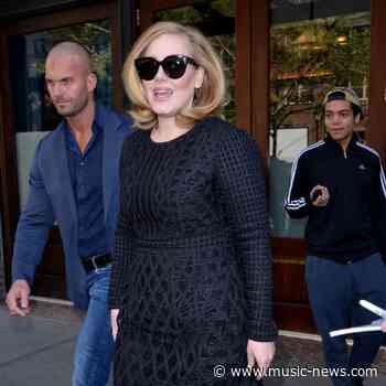 Adele reveals the 30 tracklist