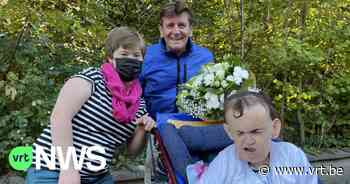 Elke en Carol van De Lovie in Poperinge ontmoeten Luc Steeno: "De mooiste dag uit hun leven" - VRT NWS