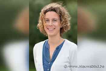Charlotte Vermeulen legt eed af als nieuwe schepen: “Ik zal er honderd procent voor gaan, met Geert in gedachten” - Het Nieuwsblad
