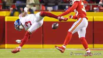 Giants left short at WR as Shepard, Pettis exit