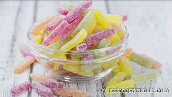 Dentist weighs in on the worst candy for your teeth