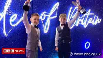 Two 11-year-old best friends honoured for £200,000 cancer fundraising
