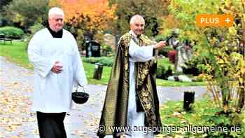 Traditionelle Gräbersegnung in Neu-Ulm bei kaltem Novemberwetter - Augsburger Allgemeine