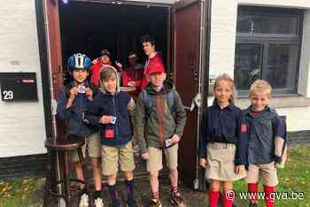 Lilse jongeren krijgen badge voor uniform (Lille) - Gazet van Antwerpen